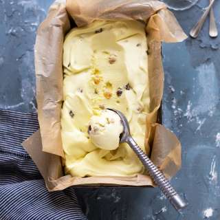 Rum raisin ice cream