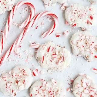 White Chocolate Peppermint Pretzels