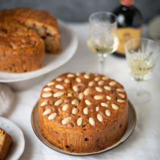 A delicious fruitcake recipe