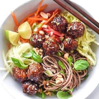 Soba Noodle With Sriracha Meatballs