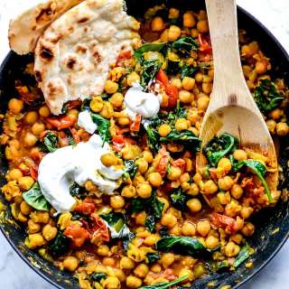 42 Comfort Food Vegetarian Recipes | Chana Masala with Spinach
