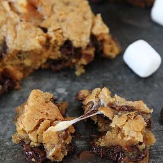 Marshmallow Toffee Blondies