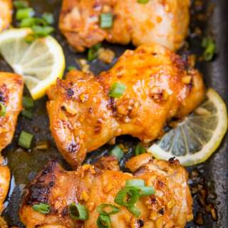 Lemon Garlic Baked Chicken Thighs