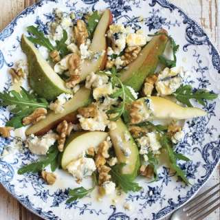 Pear, blue cheese and walnut salad with a maple syrup vinaigrette
