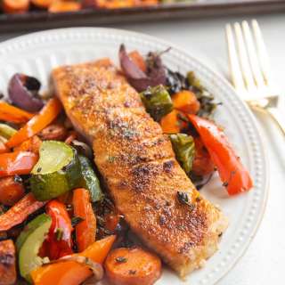 Sheet Pan Salmon and Vegetables