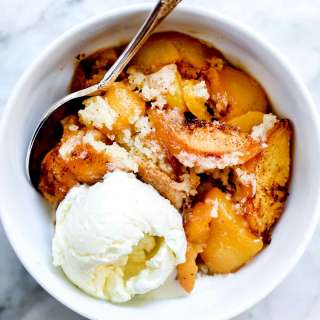 The BEST Peach Cobbler Recipe