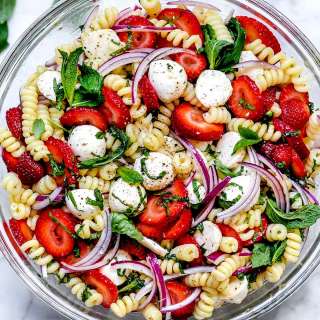 Strawberry Caprese Pasta Salad