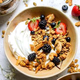 Cashew Coconut Granola