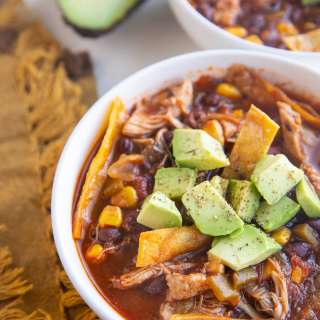 Instant Pot Chicken Tortilla Soup