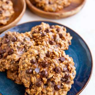 Almond Butter Oatmeal Cookies