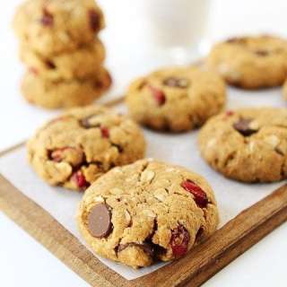 Almond Cranberry Oatmeal Cookies {Vegan}