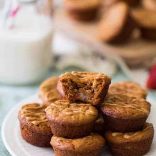 Mini Peanut Butter Muffins with Strawberries