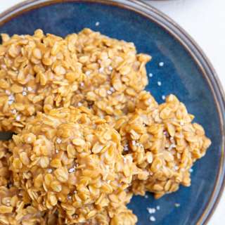 No-Bake Oatmeal Peanut Butter Cookies