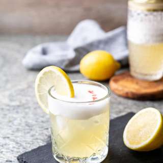 Classic Whiskey Sour Cocktail Recipe