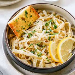 Fettuccine Alfredo
