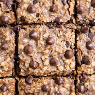Banana Peanut Butter Oat Bars