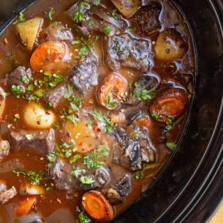 Slow Cooker Beef Bourguignon