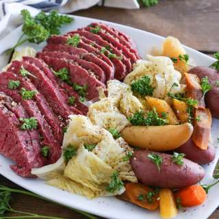 Crock Pot Corned Beef and Cabbage