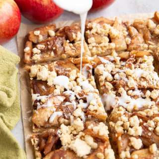 Oatmeal Apple Pie Bars