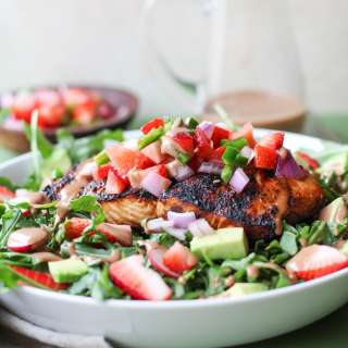Grilled Salmon Salad with Strawberry Salsa