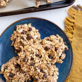 3-Ingredient No-Bake Banana Oatmeal Cookies