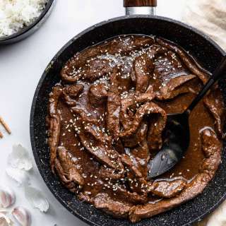 Beef with Garlic Sauce