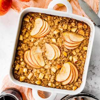 Apple Cinnamon Baked Oatmeal