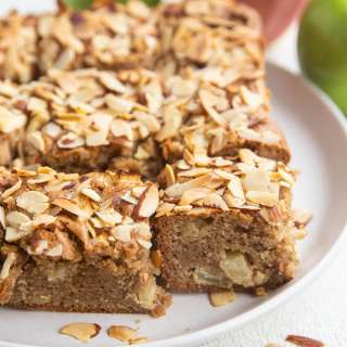 Almond Flour Apple Cake