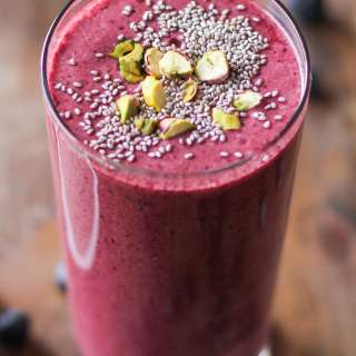 Beet Berry Apple Chia Smoothie