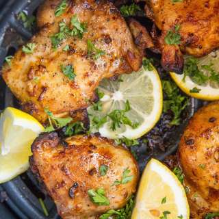 Lemon Garlic Air Fryer Boneless Chicken Thighs