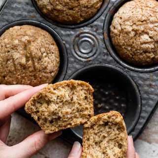 Applesauce Muffins