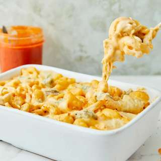 Buffalo Chicken Mac and Cheese