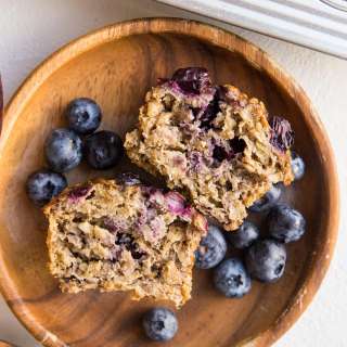 Blueberry Banana Baked Oatmeal Cups
