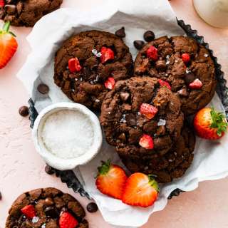 Strawberry Chocolate Cookies
