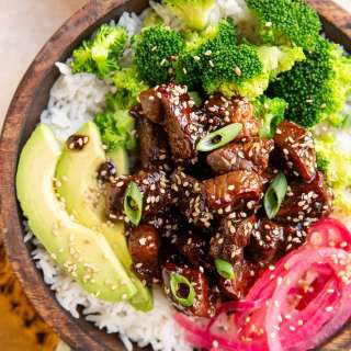 Sesame Garlic Steak Bites Bowls