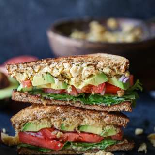 Hummus Mashed Chickpea Sandwiches