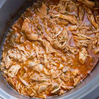 5-Ingredient Crock Pot Mexican Shredded Chicken