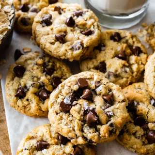 Oatmeal Chocolate Chip Cookies