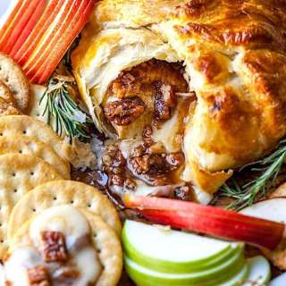Baked Brie (VIDEO)