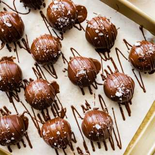 Peanut Butter Protein Balls