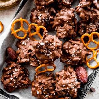 Peanut Butter Pretzel Clusters Recipe