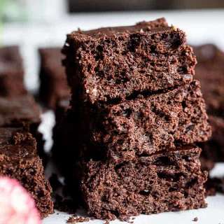 Healthy Greek Yogurt Brownies