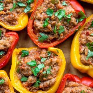 Whole30 Stuffed Peppers