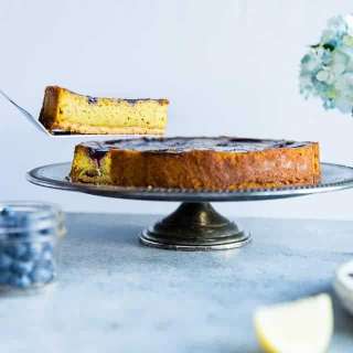 Lemon-Turmeric Cheesecake With Blueberries