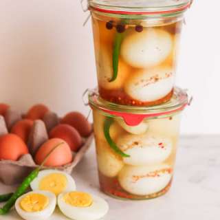 How to Make Pickled Eggs