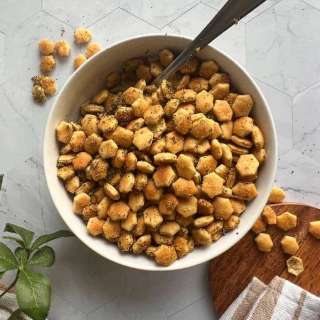 How To Make Ranch Oyster Crackers