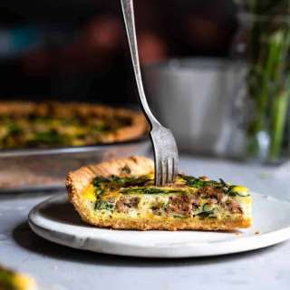 Gluten-Free Low-Carb Quiche With Almond Flour Crust