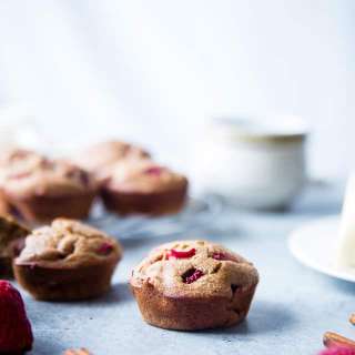 Strawberry-Rhubarb Oatmeal Muffins