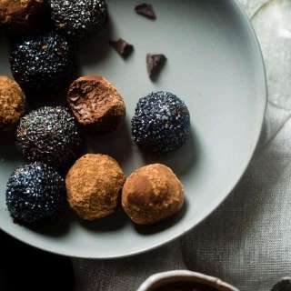 Avocado Vegan Chocolate Truffles with Champagne