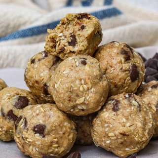 Tahini Chocolate Chip Energy Bites